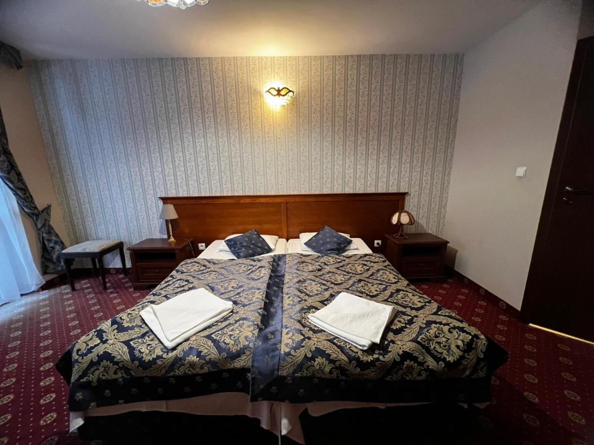 Hotelik Oranski Stronie Slaskie Exterior photo
